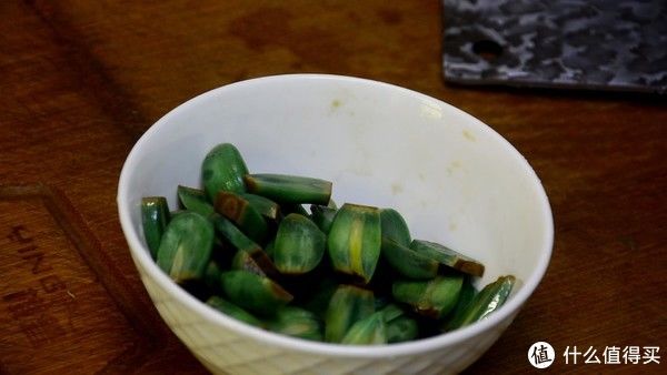 白糖|腊八蒜和杏鲍菇是绝配,简单一做,好吃到汤汁都不剩