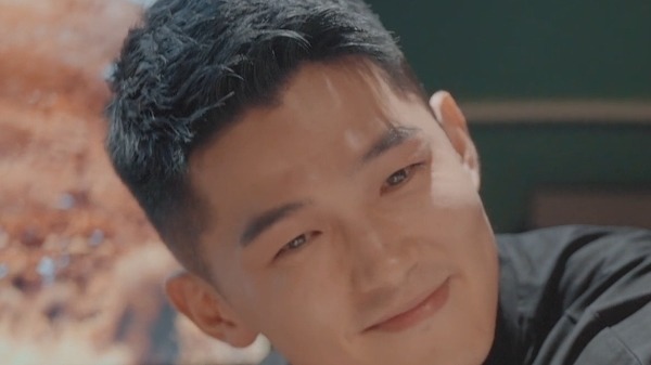 心动的信号4:女三被冷落,节目中崩溃落泪,男一男三冷漠看戏