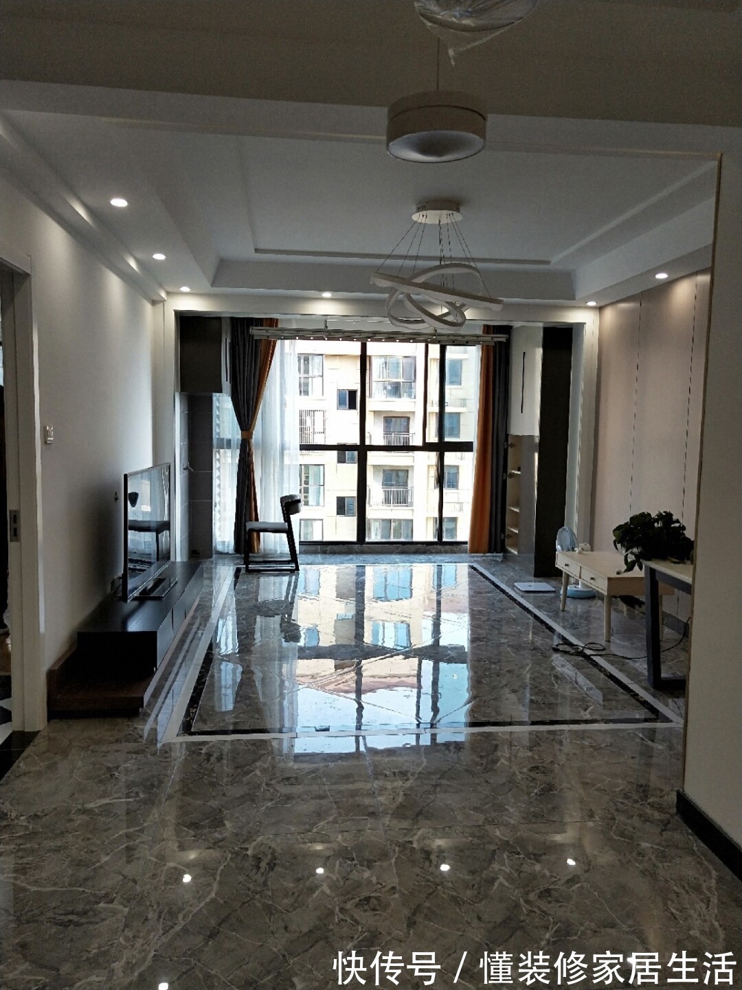 客厅|简约风新房完工通风中，差不多可以入住了，温馨舒适又大气，晒晒