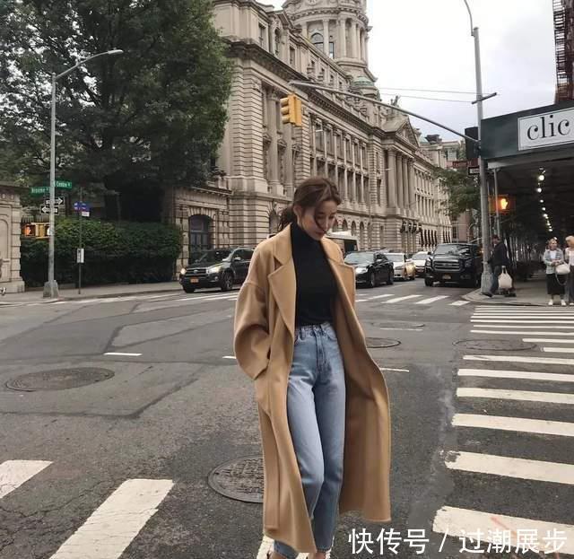 女人过了50岁,穿大衣要牢记这“3不要”,不然再贵都像地摊货