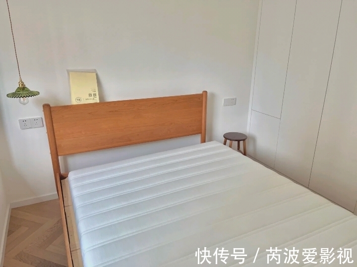 地毯|卧室里的6件鸡肋家具，买回来就是找罪受，妥妥的智商税！