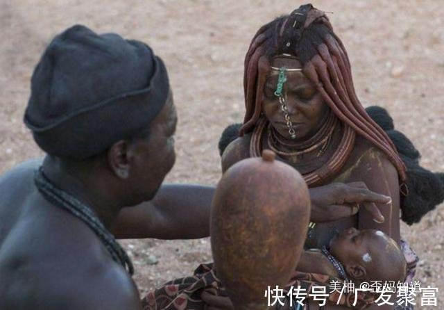原始部落|有种奇特叫“非洲妈妈”,分娩姿势像“母鸡下蛋”,全程自己搞定