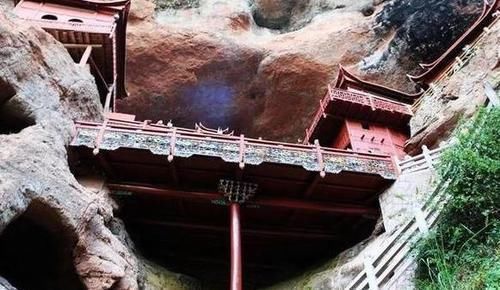 一根柱子撑起的古寺,日本建筑师三次来中国学习专家至今解释不清