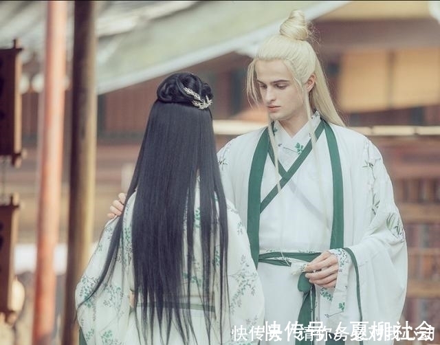 帅哥 外国帅哥因喜欢穿汉服走红,俊美飘逸,网友:感觉哪里怪怪的?