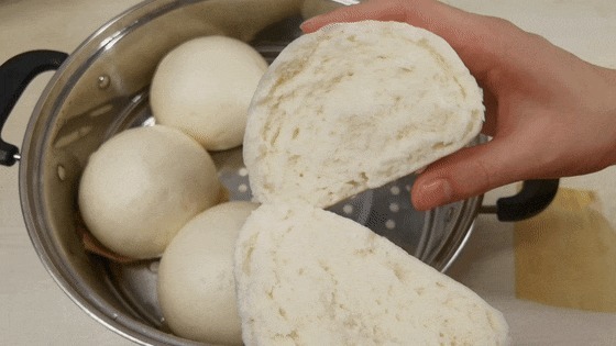 蒸馒头，只放酵母是“外行”，多加3种食材，馒头香软筋道更好吃
