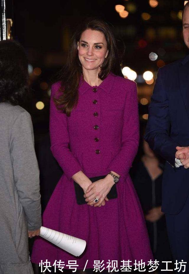 真正优雅女人穿裙子不会太花哨,简约才高级,看看凯特王妃就知道