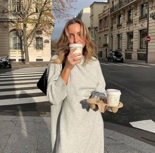 冬天就要认真穿毛衣，这些舒适又好看的款式，让心情柔软起来