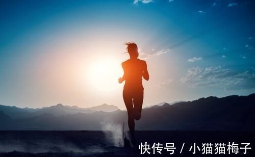 枯燥|花3分钟时间，学会这6个跑步小技巧，轻松跑到老