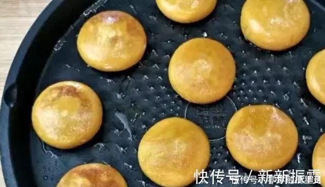 老爸在地头捡到它，做成小饼，又甜又软，家人吃上瘾，一锅不够吃