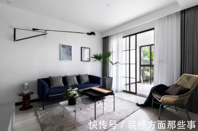 客厅|96平北欧三居室,吧台将餐厅与厨房连接起来