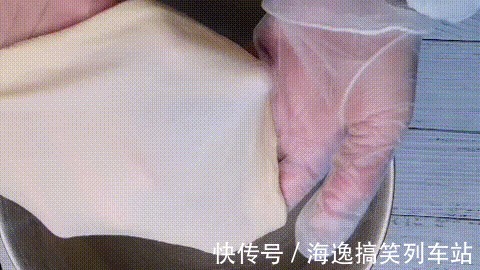 高糖酵母|第一次做蘑菇面包,口感外脆里软又香甜,还能给烘焙增添乐趣