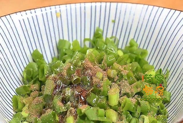 筠宝|早餐这样做，我一顿能吃5个，简单易做，比包子油条好吃多了