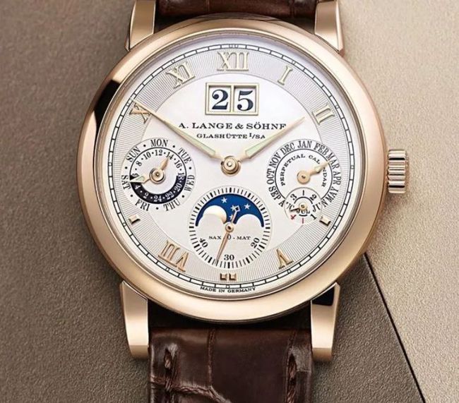 百达翡丽这些高档次手表为什么卖这么贵？