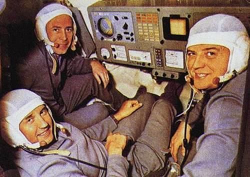 人体 如果宇航员不小心掉入太空,能够生存多长时间?答案很残酷