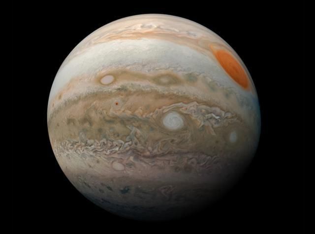 氦气 科学家在实验室中“重现”可能在木星出现的“氦气雨”