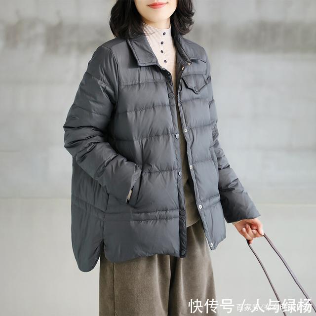 严寒初冬,这“加绒外套”是不可缺少的,上身真的太高雅大气了