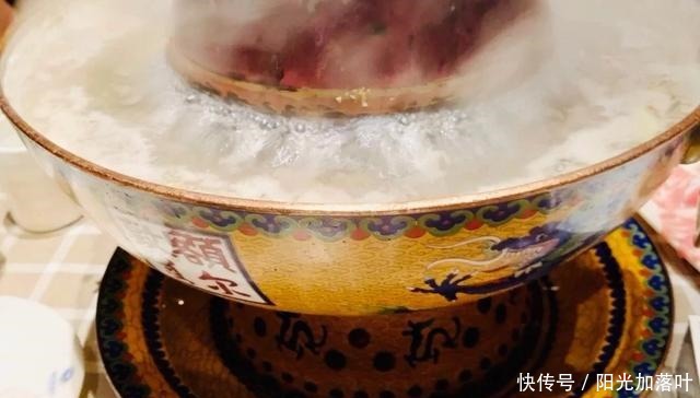  老铜锅涮羊肉，才是冬天的味道啊