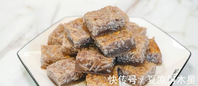 过程|让我来教你做香糯芋头糕吧，不仅过程简单，吃起来更是清甜不腻口！