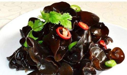 补血|女性不愿老太快,常吃3种食物,延缓衰老,补血养颜,皮肤细嫩