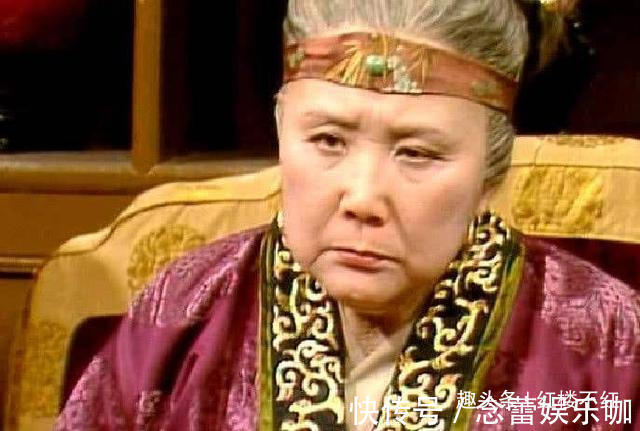 王熙凤@《红楼梦》刘姥姥夸黛玉、赞惜春,为何到了薛宝钗住处却一声不吭