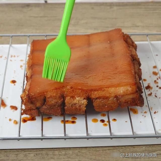 五花肉的正确打开方式,酥香入魂,比店里的还香