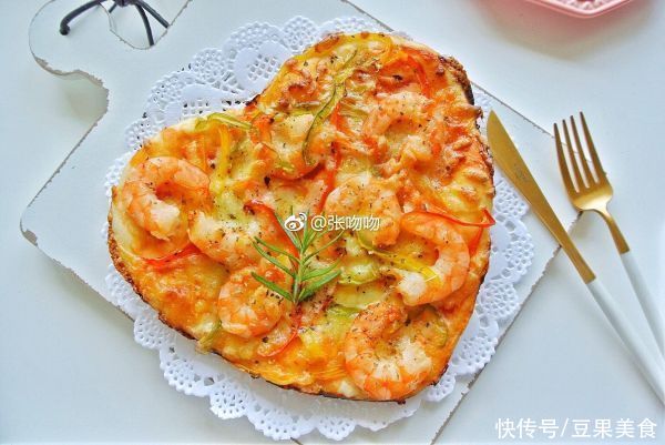 虾仁|无敌下饭的#夏日开胃餐#菠萝海鲜披萨，胃口全开