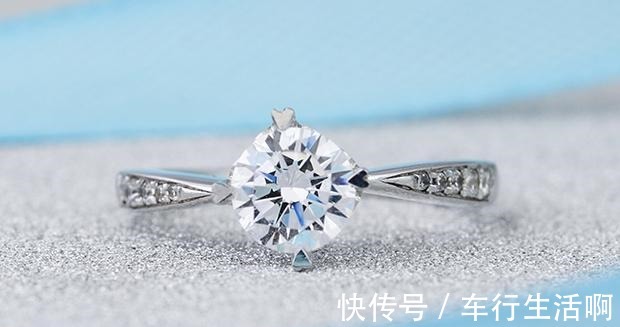 年轻人 年轻人新潮选择,为什么都选择定制钻戒!
