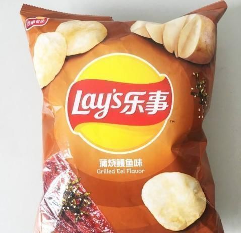 薯片|网评薯片“最好吃”的四种口味,青柠味上榜,图4吃完还要舔手指