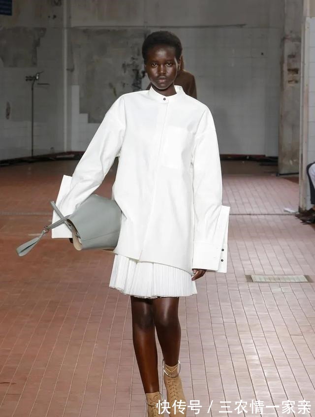 时髦 衬衫+半裙,轻轻松松的时髦!衬衫+半裙,轻轻松松的时髦!