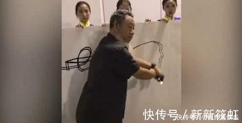 艺术作品@大街上乞丐的字那么漂亮,专家为何批评不值一提,艺术也看出身?