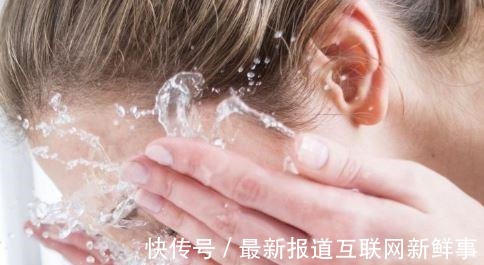 保湿 补水保湿,选对护肤品,让你皮肤水当当~!