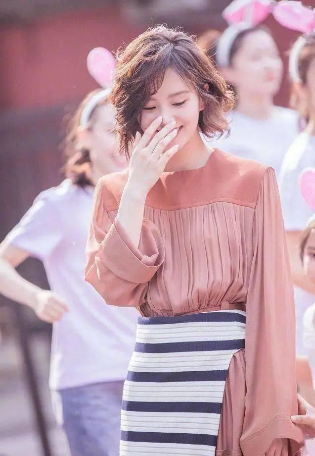 一剪就老十岁的4种发型,爱美女生千万不要留!