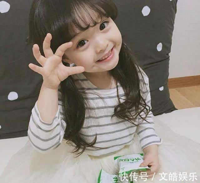 孩子|孩子长大颜值高不高,看这4个标志就知道了,占2个以上都不差