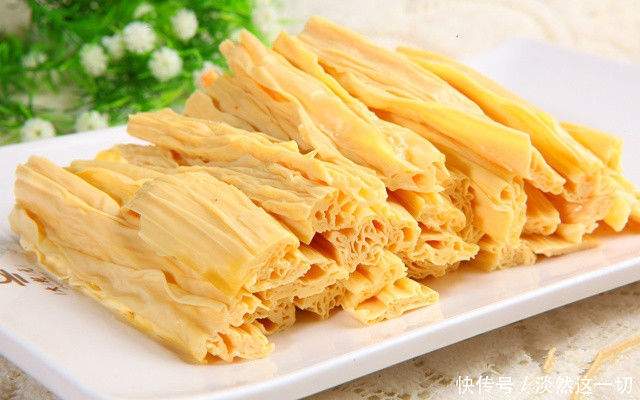 养血|女性不想显老，不妨多吃此食物，排毒素，补气养血，肌肤重现白滑