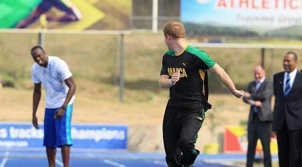 跑步|36岁男子每日跑步半小时,一个月后却住院,只因为用这种方式跑步