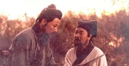 水浒传中害死王伦的真凶,并不是吴用、林冲,而是深藏不露的此人