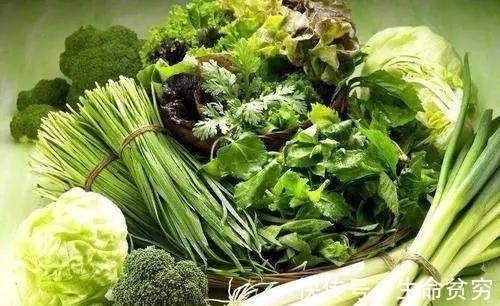 蔬菜|不建议常吃的6种蔬菜，不妨对照一下，下次别吃错