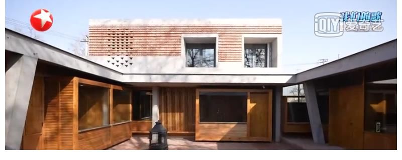 《夢想改造家》事件不斷發(fā)酵，曾經(jīng)《交換空間》主持人王小騫公開批評節(jié)目組