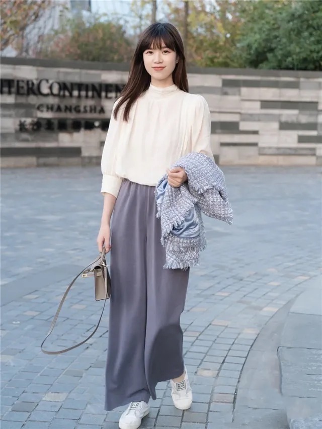 女人|聪明的女人,穿衣打扮都会有这四个搭配诀窍,比同龄人更有魅力!