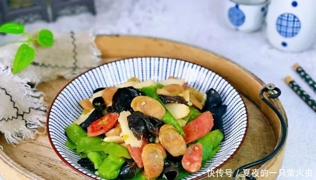 炒荷兰豆时,切记不要直接下锅炒!教你一招,翠绿爽口又入味