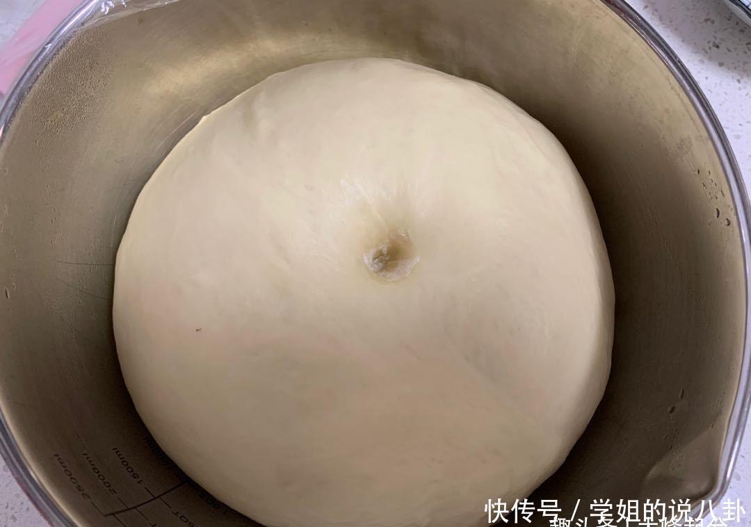 再也|自从学会面包了配方,再也没进过蛋糕店,奶香浓郁,放3天还柔软