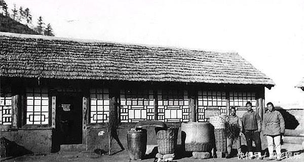 炒栗子|民国初期老照片:菜市场买菜的鬼子妇女,卖糖炒栗子的小贩