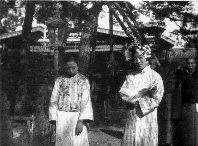 婉容|清朝末期,溥仪亲手杀掉自己的孩子,是一种什么样的心理呢?