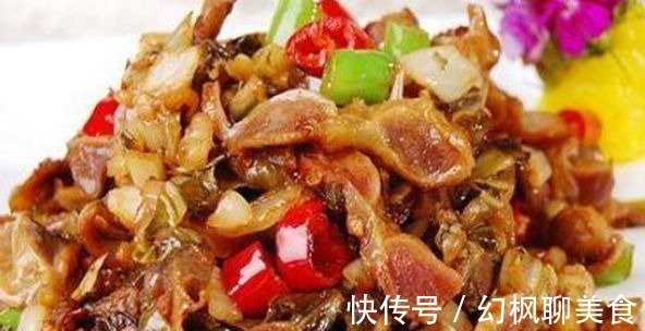 鲫鱼|美食推荐炝拌黄瓜丝,酱烧鲫鱼,爆炒鸡胗,葱油鸡的做法