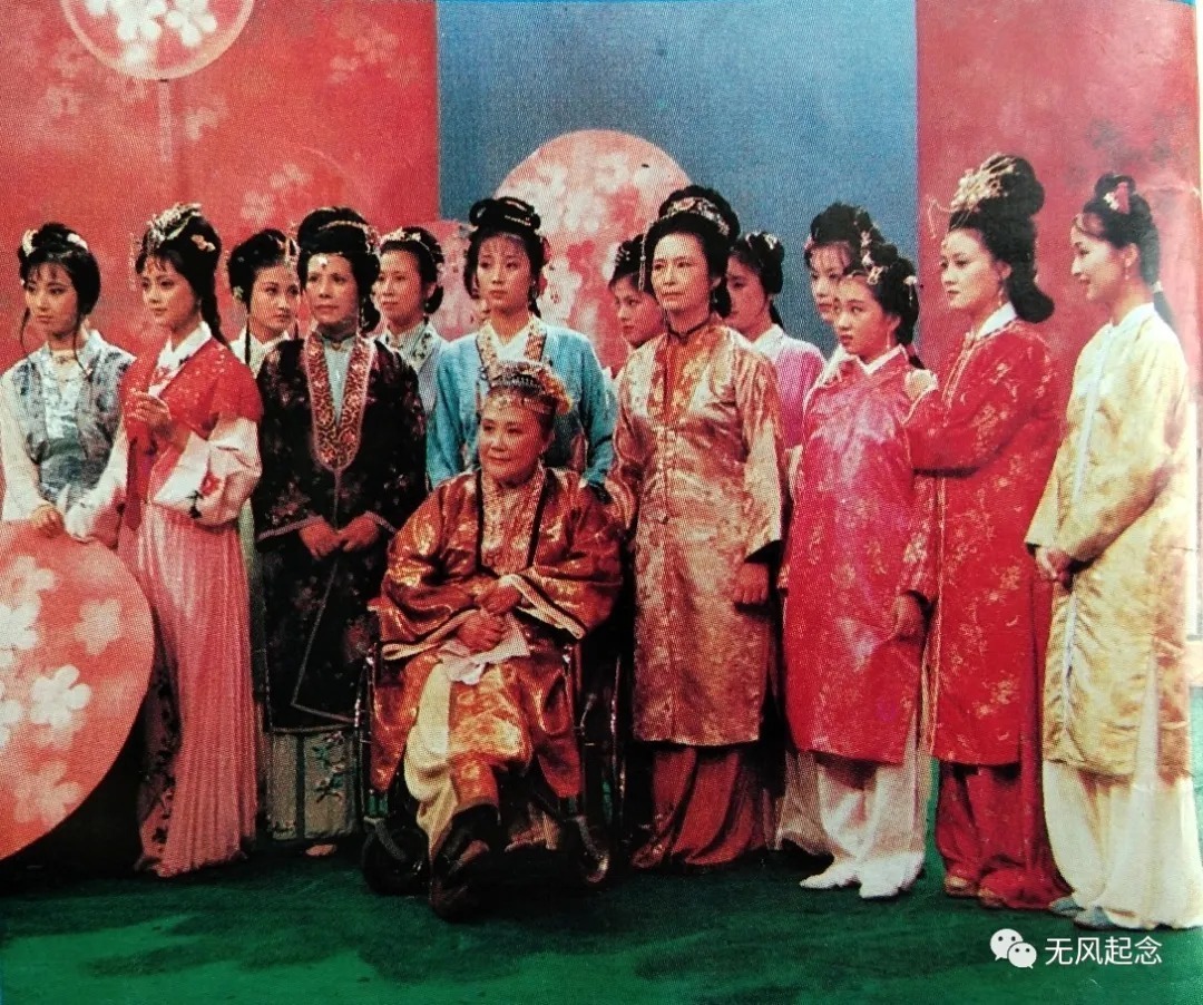 丫鬟&刘姥姥睡在宝玉的床上,袭人明知道宝玉有洁癖,为何还不换床单?