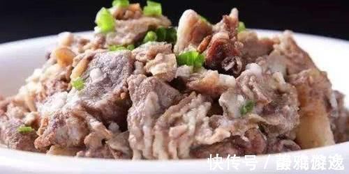 炖羊肉精髓全在这“一味”,七成的人都弄错,难怪膻腥味大汤浑浊