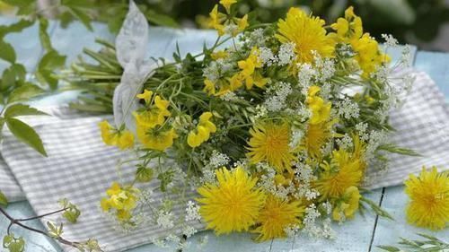 医生直言甲状腺有结节,“吃1果、喝2茶”,结节或能不药而愈