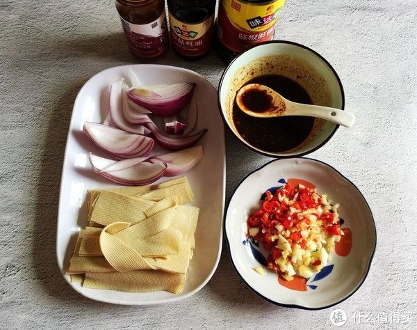 精灵|夏天少吃猪肉多吃它，买来不煎不炖，腌一腌加料烤一烤，鲜香好吃
