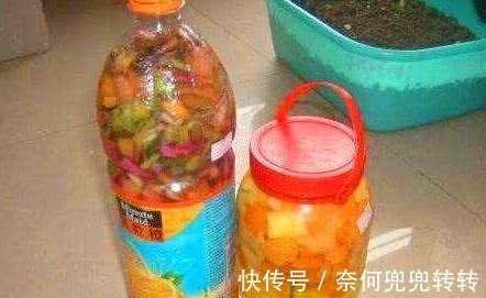 老花匠养花,从不买花肥,仅仅在盆里倒点“渣滓”,养啥都能旺!