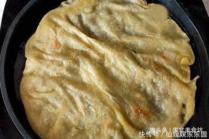 早餐|女儿最爱吃的油饼,40秒出锅,柔软筋道,比披萨好吃,早餐必备